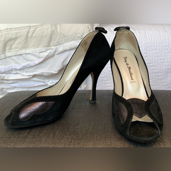 Terry de Havilland Bow Heel - Picture 4 of 9